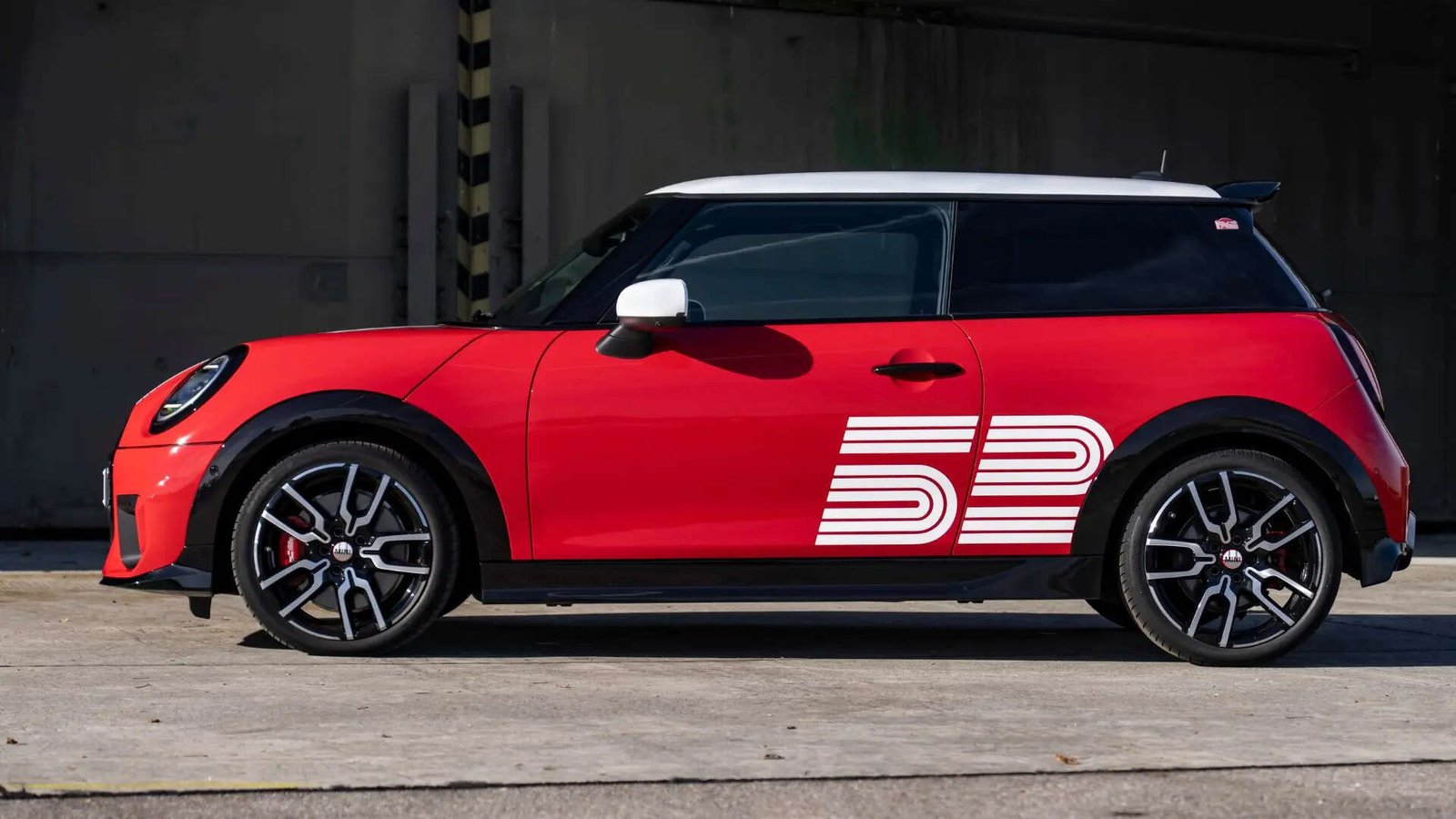 mini-drops-limited-run-cooper-s-victory-edition