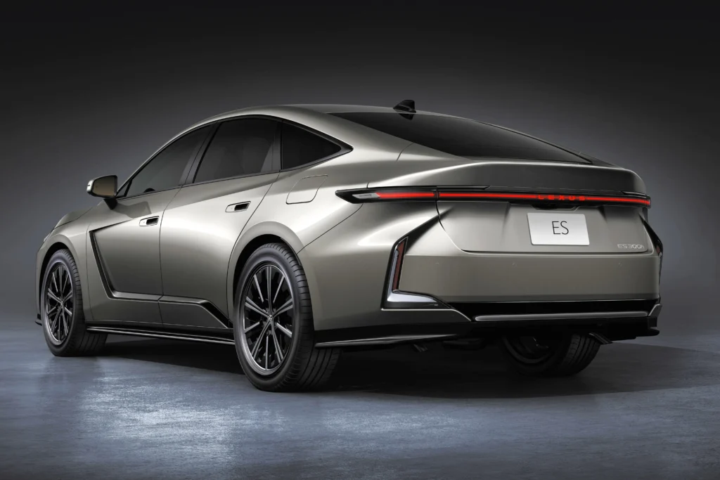 Lexus ES 2026
