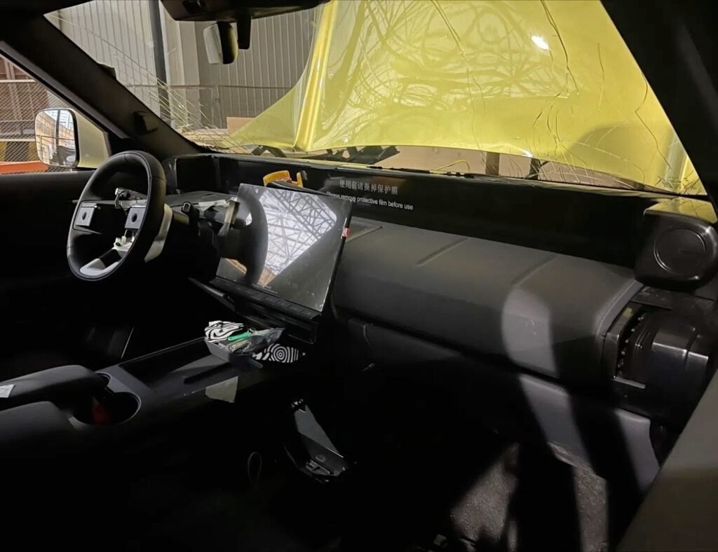 New SUV Might Replace Evoque And Discovery Sport